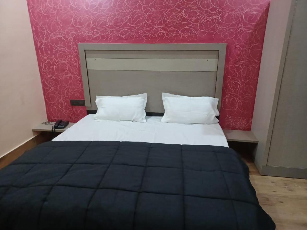 Paradise Home Stay Rani Pokhri Exterior photo